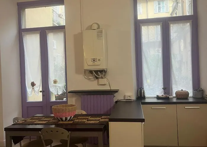 Angolo Di Viola アパート *